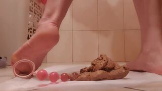 Unclogging her system, ScatKings.com Scat Porn 12 ScatKings.com Scat Porn